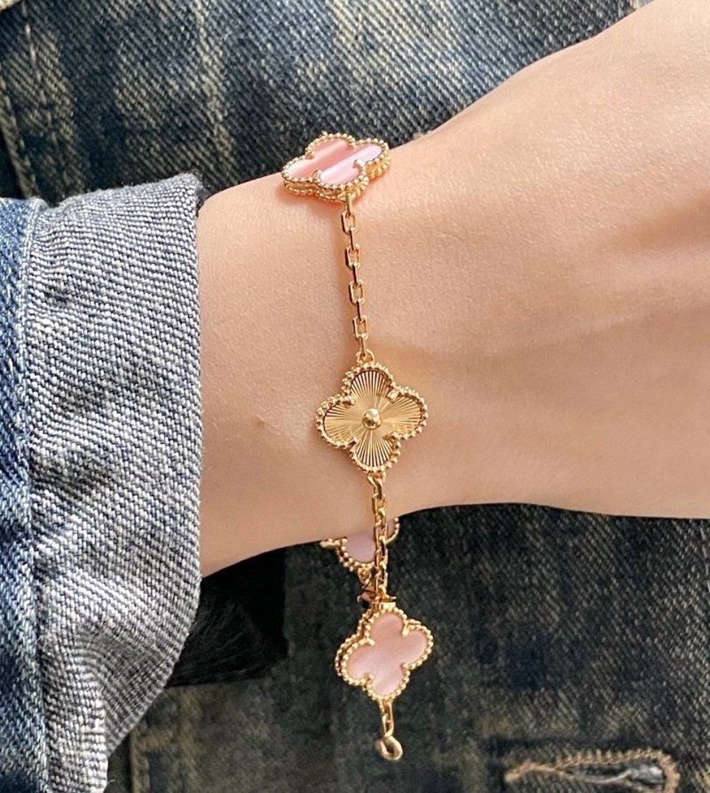 Vca Bracelets